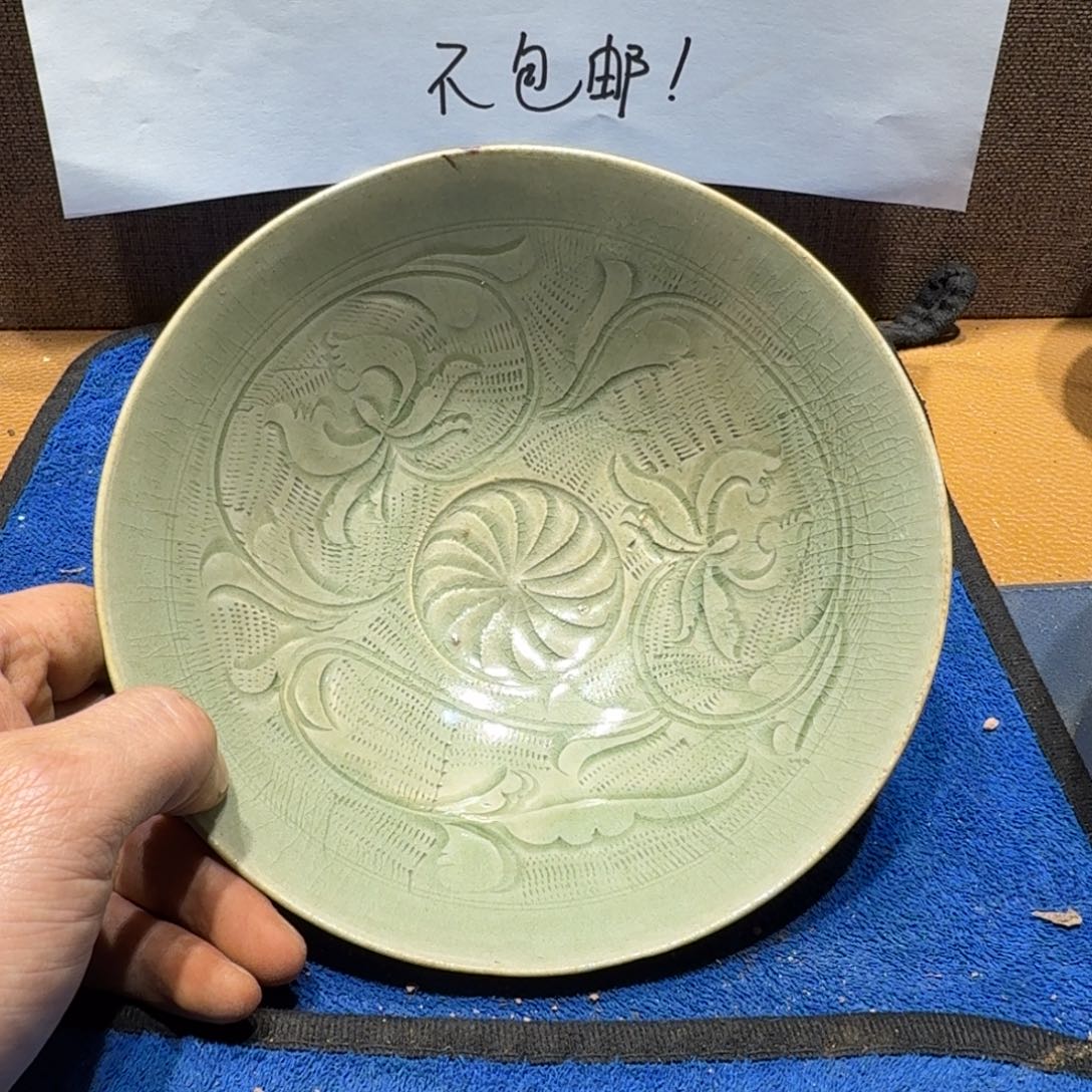 陶其他漂亮的小瓷瓶子