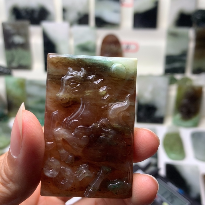 取***消独山玉未镶嵌颈饰
