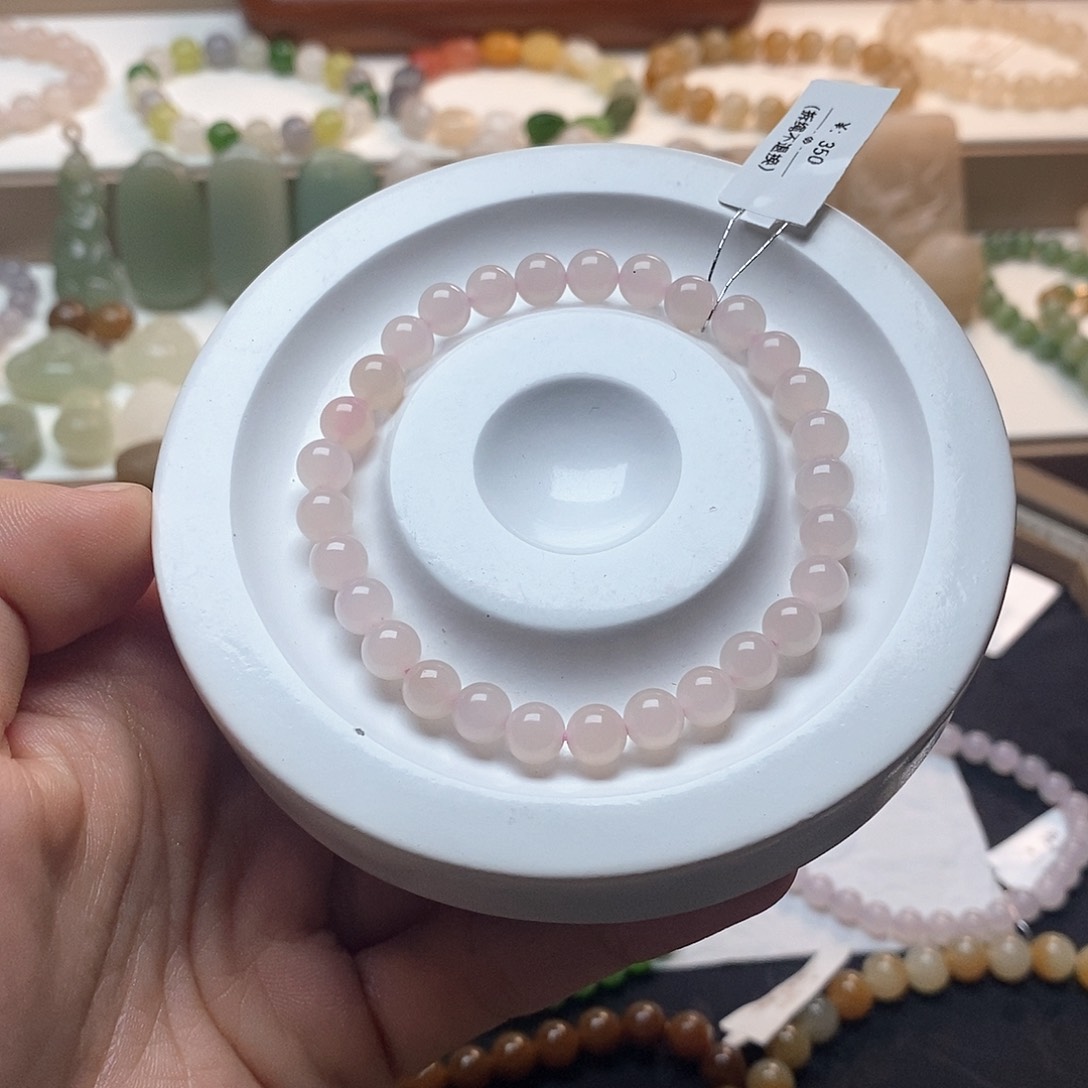 和田玉手链未镶嵌藕粉卡六