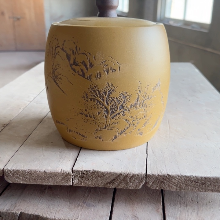 英***胆紫砂茶叶罐。。。。。。。。。