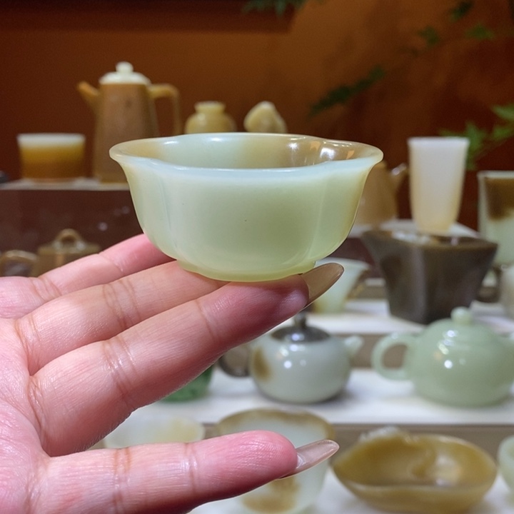 和田玉未镶嵌摆件且末糖翠海棠杯福利