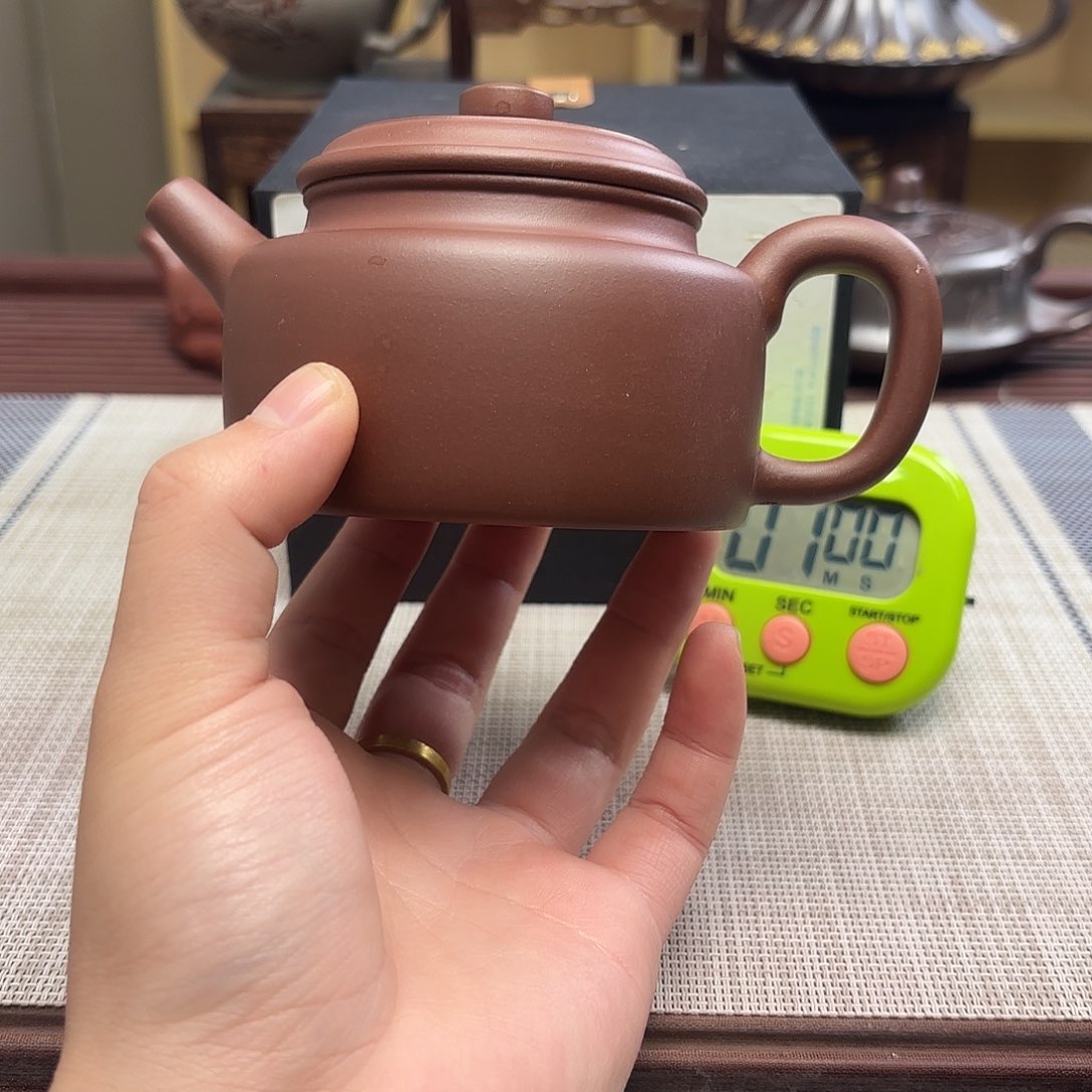 紫砂茶壶何***竹微瑕处理