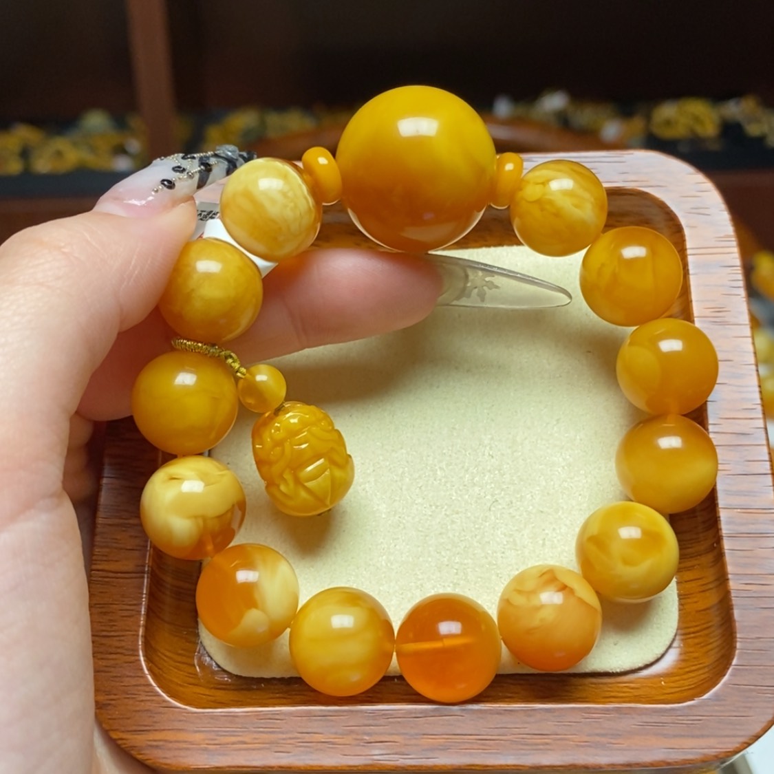 【闪购商品】蜜蜡手链未镶嵌手串