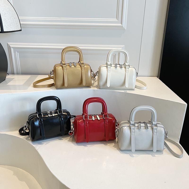 爆款枕头包2025小众百搭洋气手提小包包高级感时尚简约单肩斜挎包