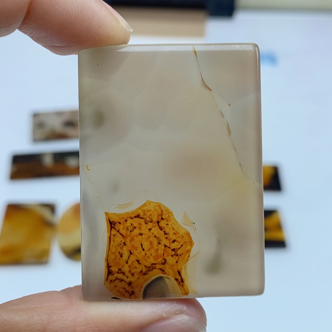 玛瑙/玉髓未镶嵌珠宝半成品