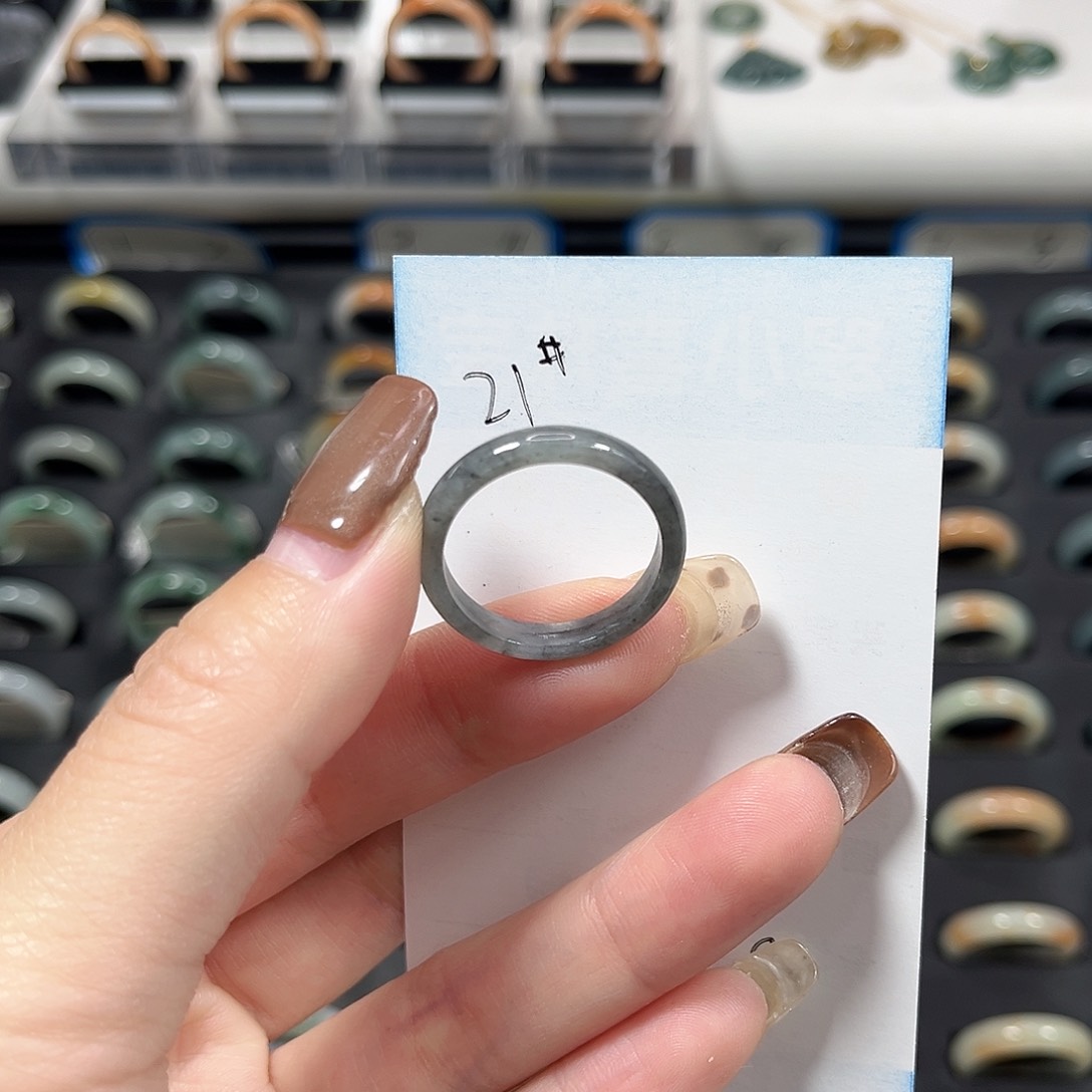 未镶嵌戒指翡翠翡翠