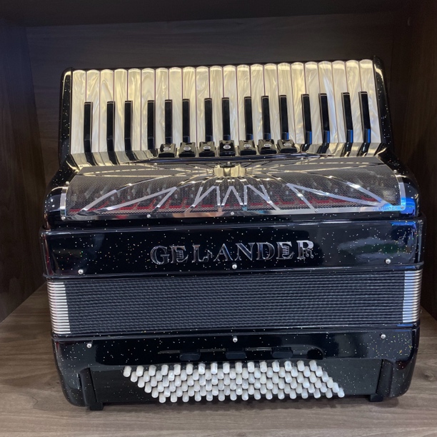 格兰德高品质最新款手风琴96倍思三排簧意大利进口簧片黑