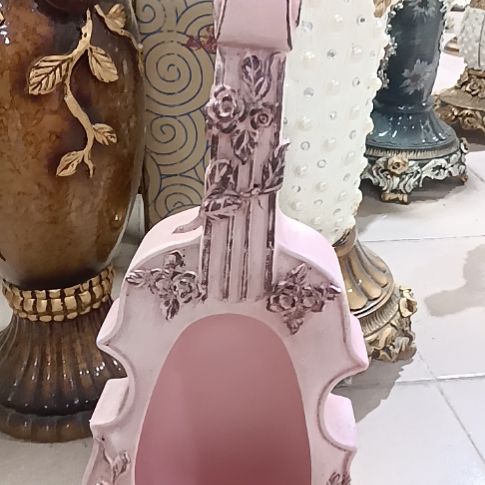 陶瓷瑕摆。。。。。。。。。。。。。