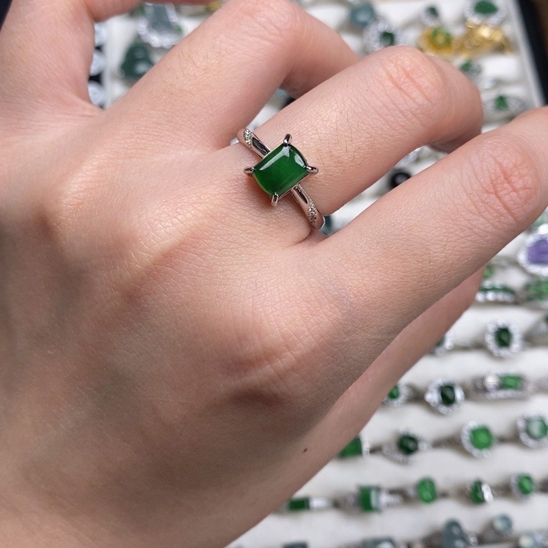 未镶嵌挂件翡翠翡翠