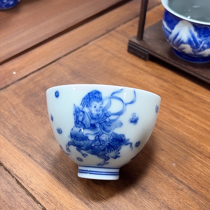 刘备q版。。。。。。。。。