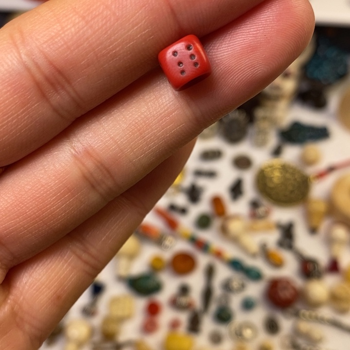 0.8尺寸骰子小配饰