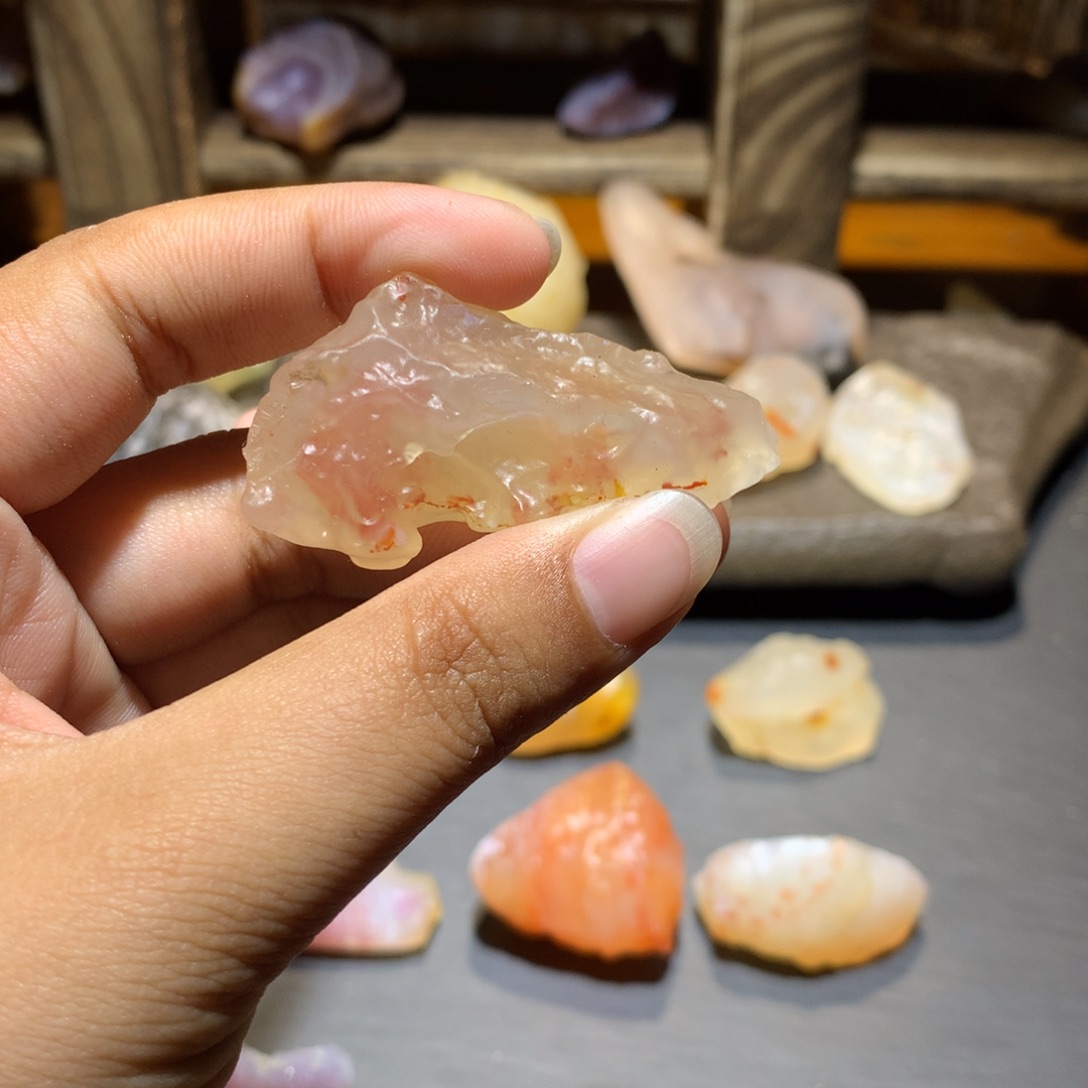 未镶嵌玛瑙/玉髓珠宝奇石