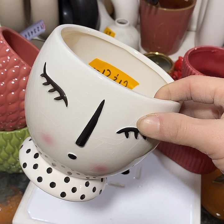 陶瓷花盆有孔 瑕疵介意勿拍 