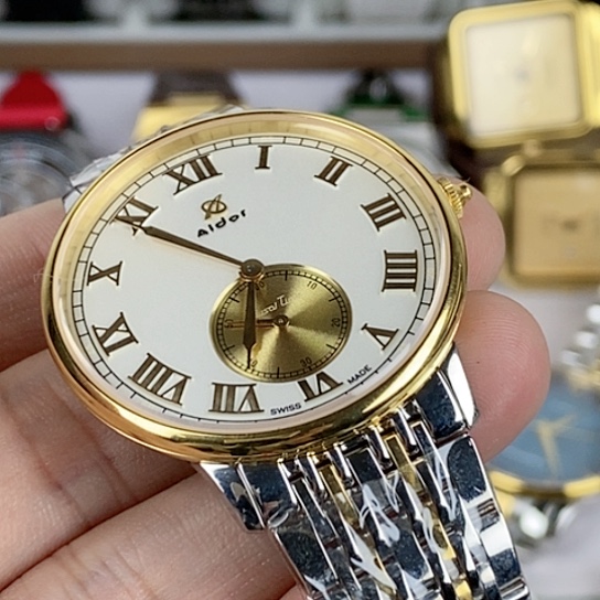 钢金属合金人工动能机芯