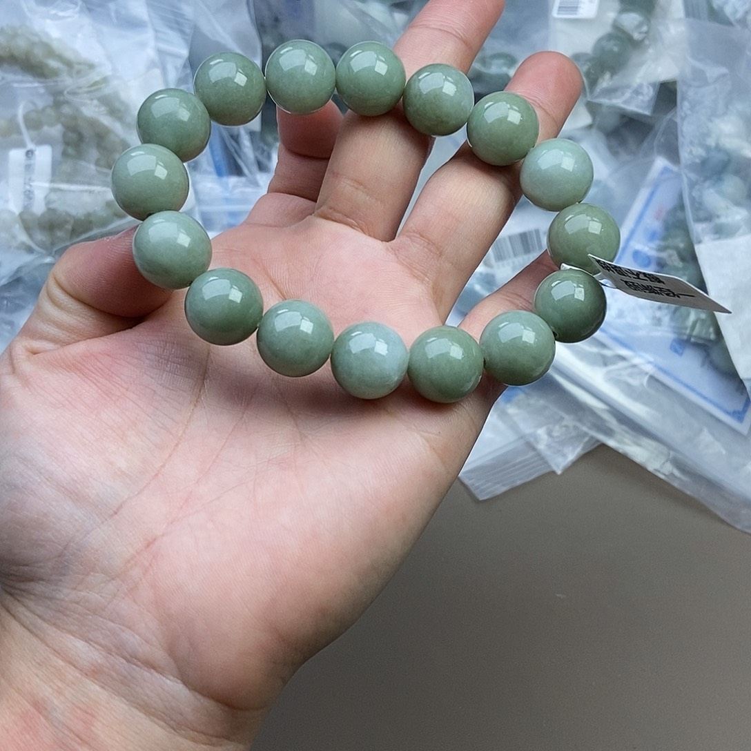 定制翡翠未镶嵌翡翠翡翠