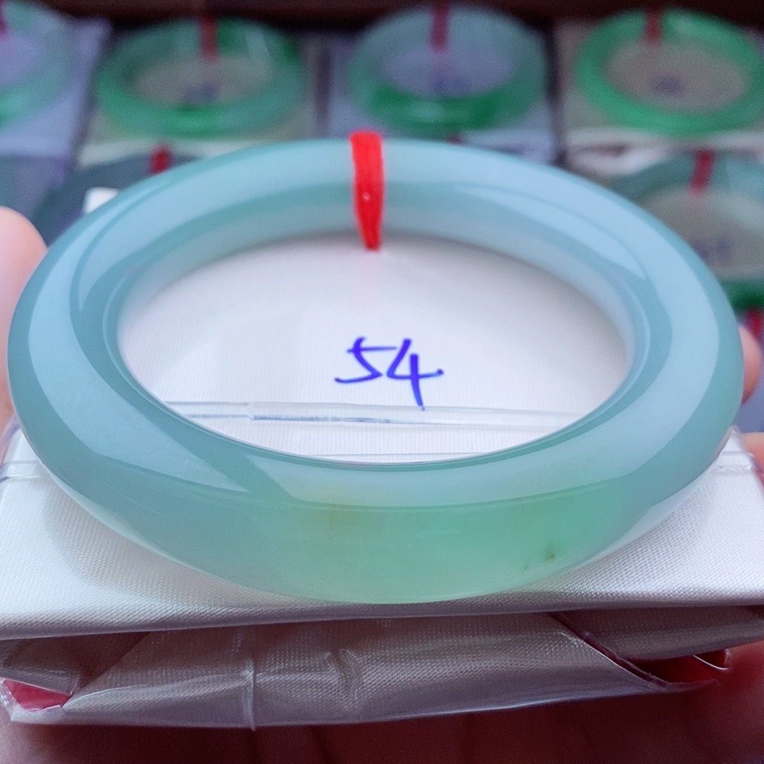 翡翠手镯（圆镯）未镶嵌大胖圆 冰润细腻