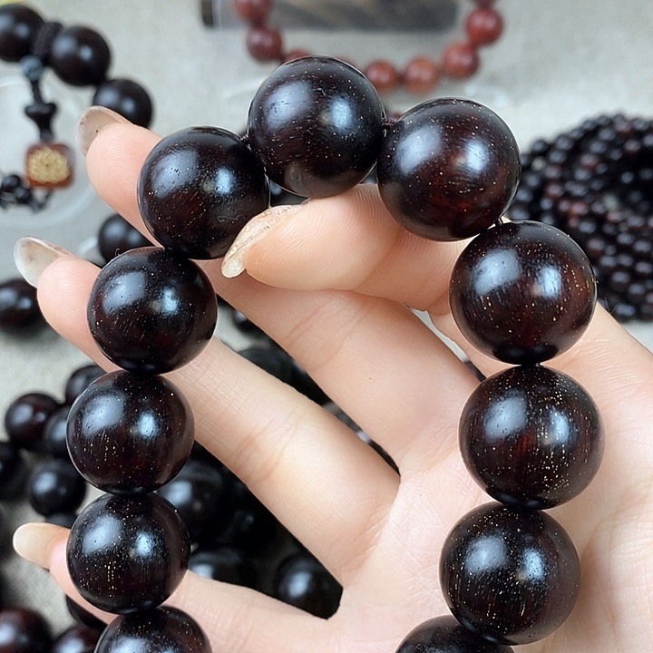 檀香紫檀（小叶紫檀）重****头1.8