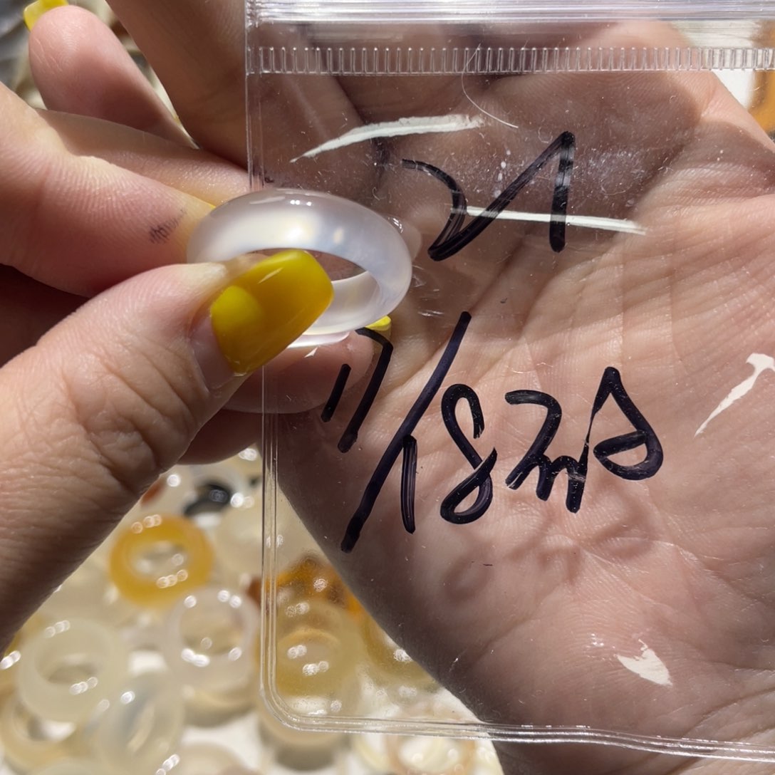 玛瑙/玉髓戒指未镶嵌