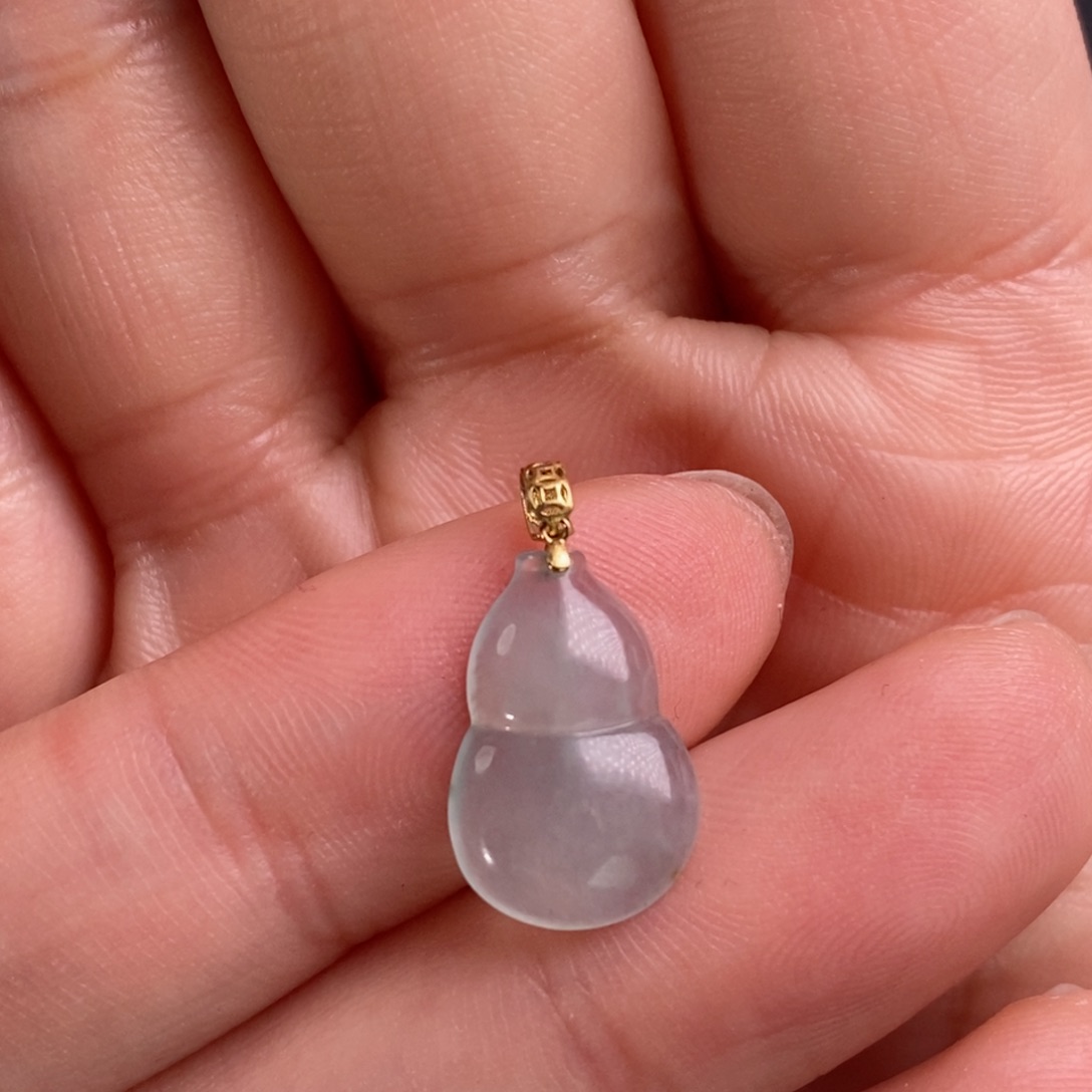 翡翠颈饰18K金镶嵌异*葫芦