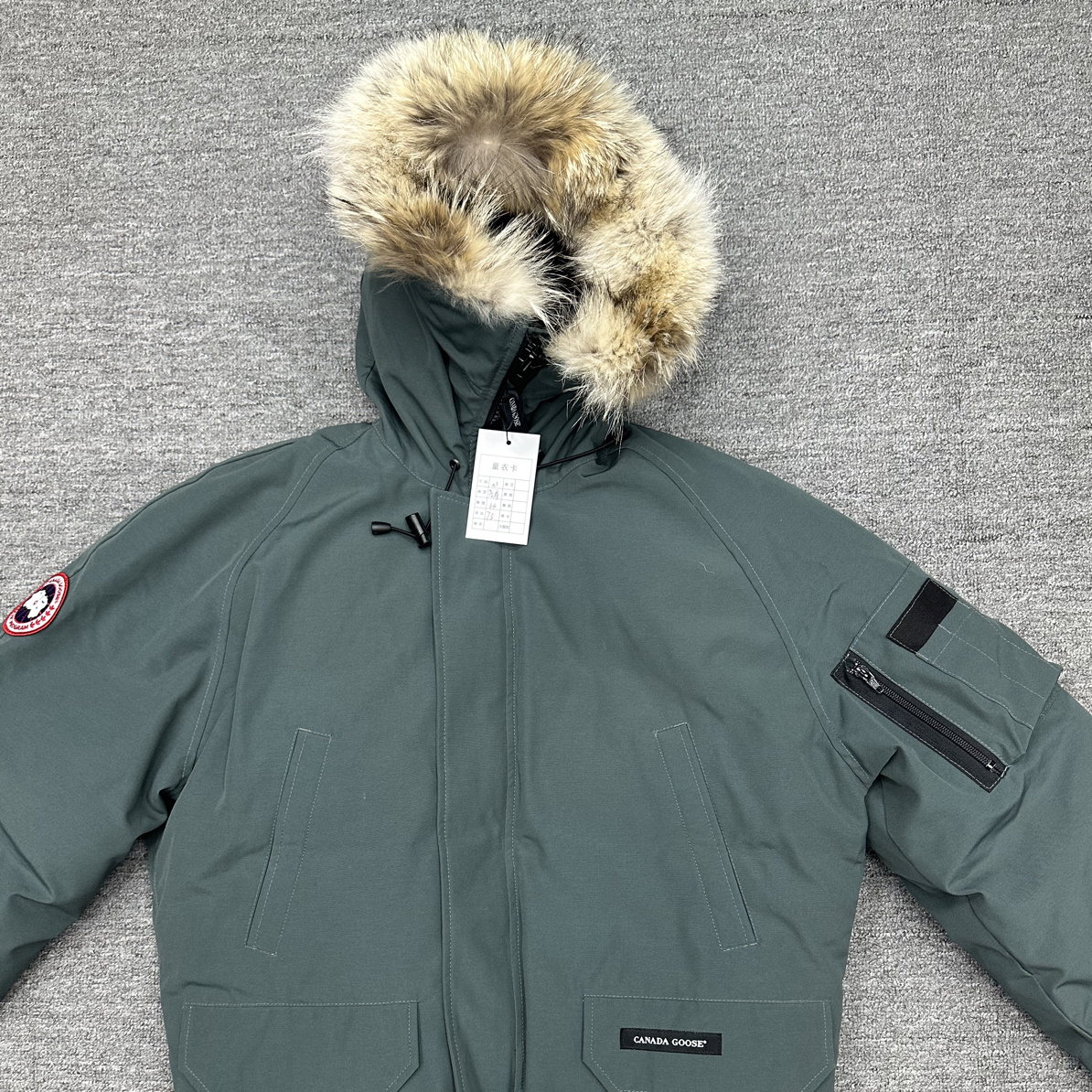 99新 CANADA GOOSE M 加拿大鹅飞行员短款羽绒服 99新