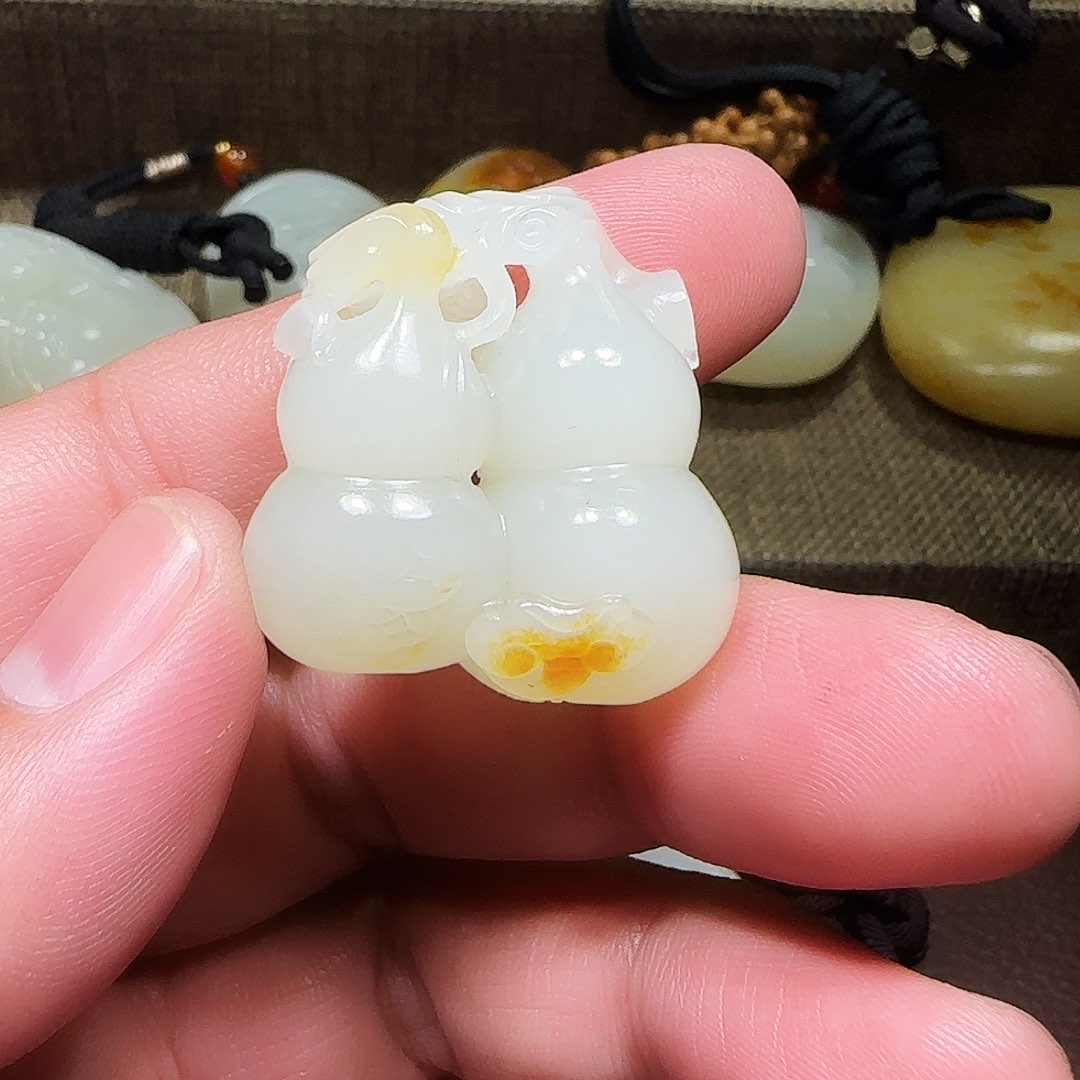 和田玉颈饰未镶嵌鱼*@