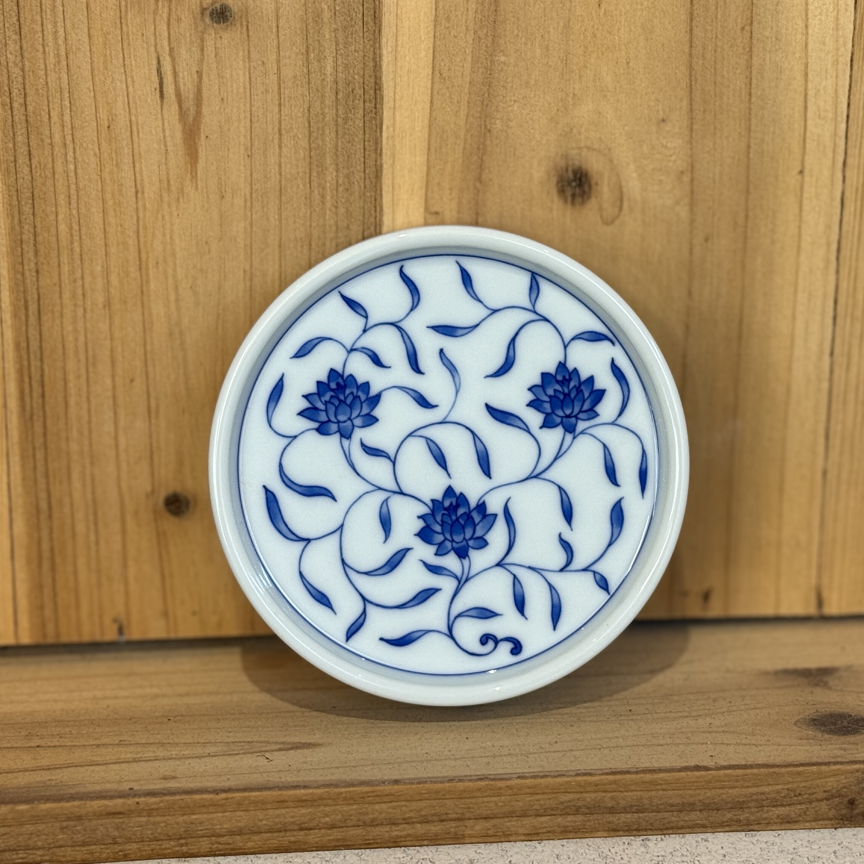 【可倚粉丝专属】缠枝莲大圆饼盖置