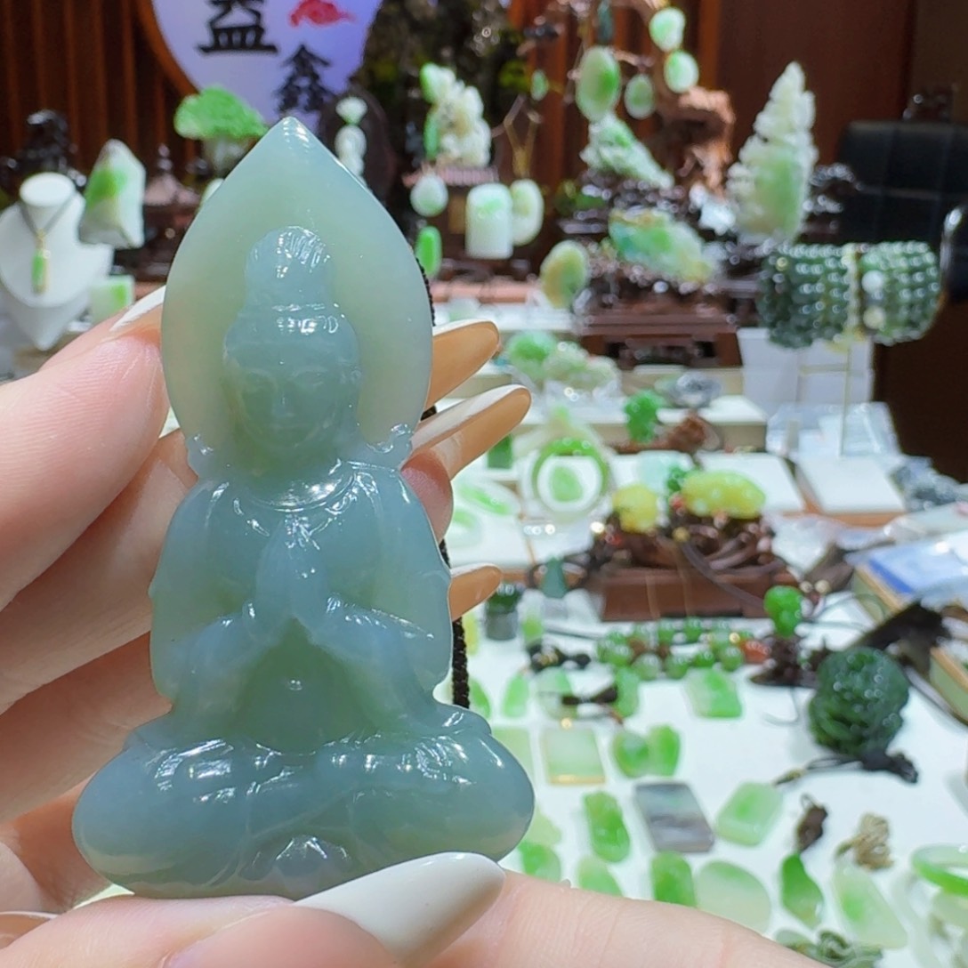 和田玉未镶嵌挂件且末蓝调观音