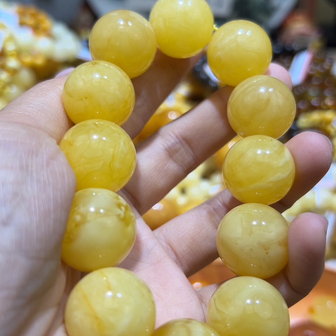 琥珀珠宝奇石未镶嵌