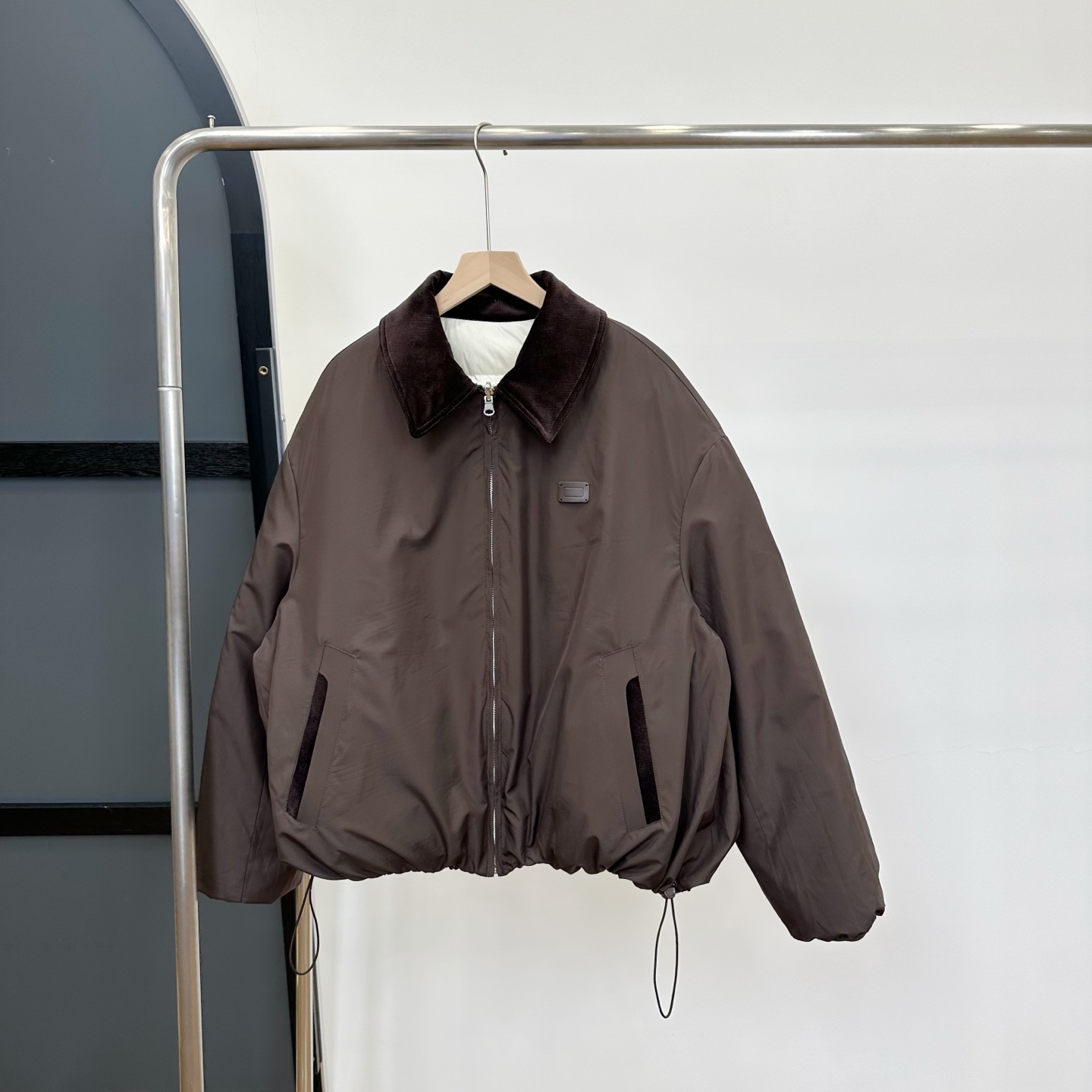 【若若美】U-8398「双向赴冬 90白鹅绒 正反两穿至轻至暖」翻领羽绒服