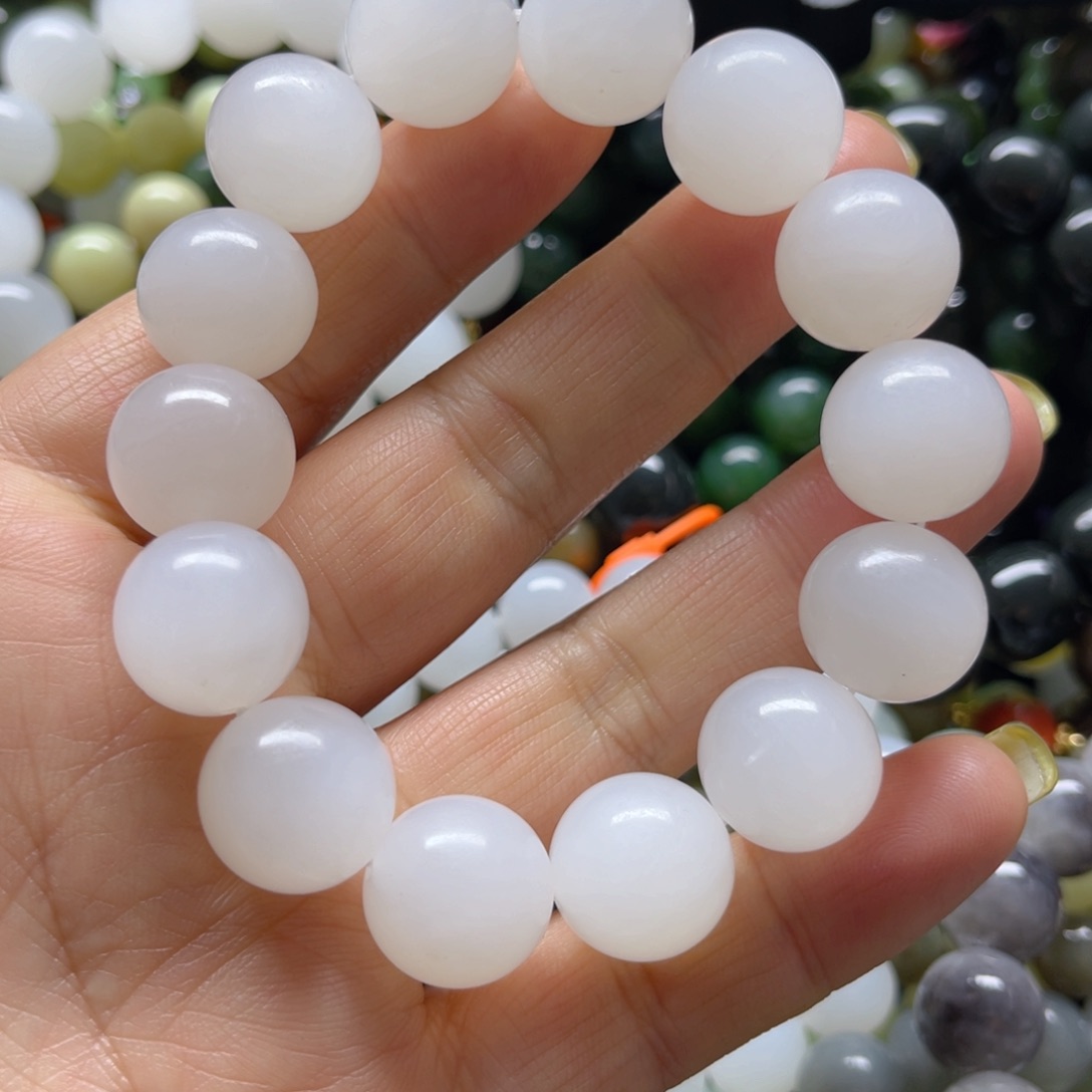 和田玉手链未镶嵌