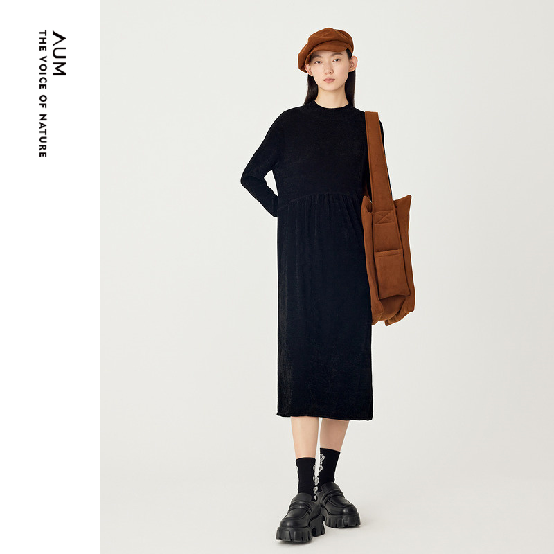 AUM噢姆秋冬法式小黑裙赫本风丝绒连衣裙M1DE4L36M