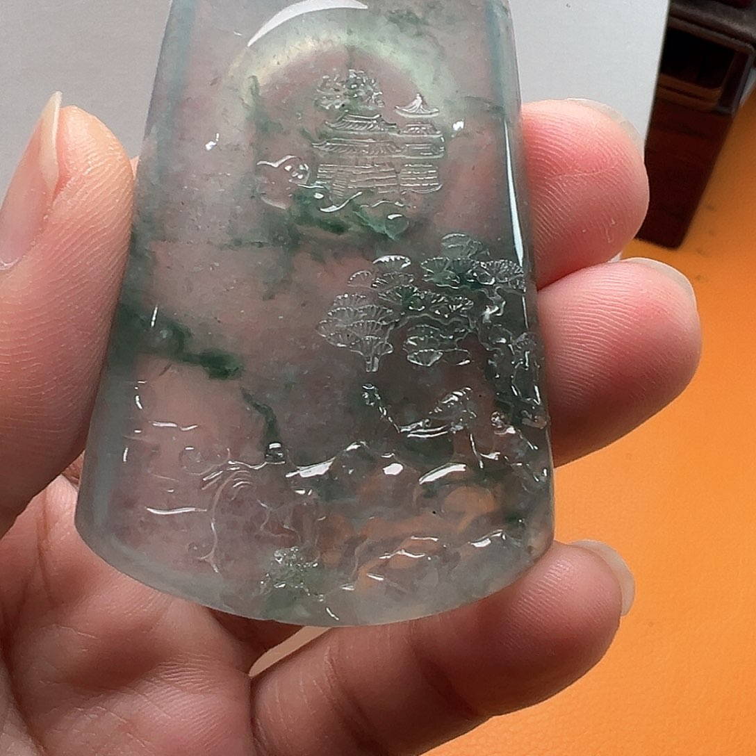 翡翠颈饰18K金镶嵌老*冰山蓝花山水