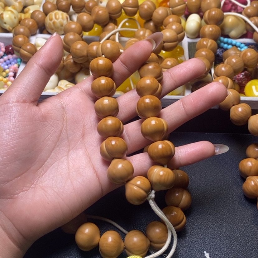 【闪购商品】吊坠猴头核桃小****?