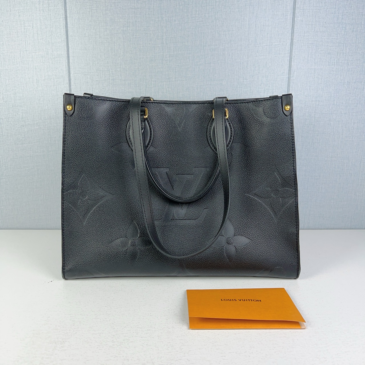 99新 LouisVuitton/路易威登 lv Onthego 黑色中号芯片款肩包