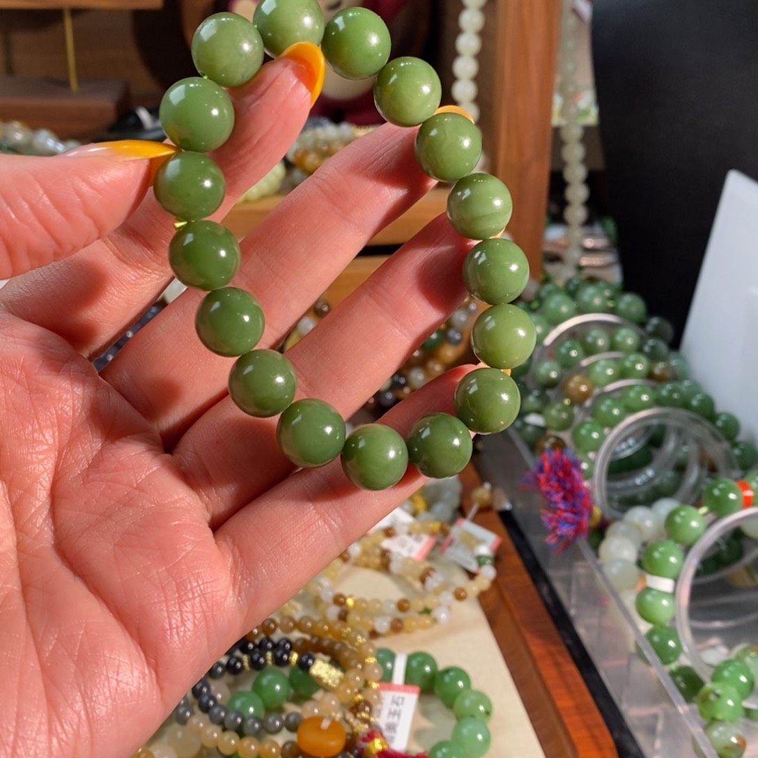 和田玉未镶嵌手链