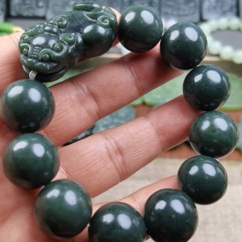 和田玉未镶嵌手链