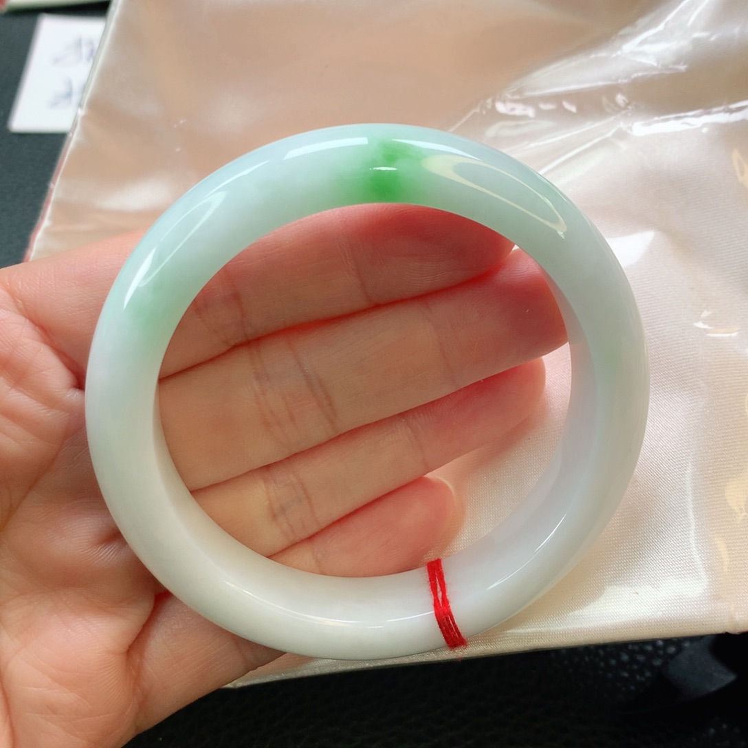 翡翠手镯未镶嵌57正