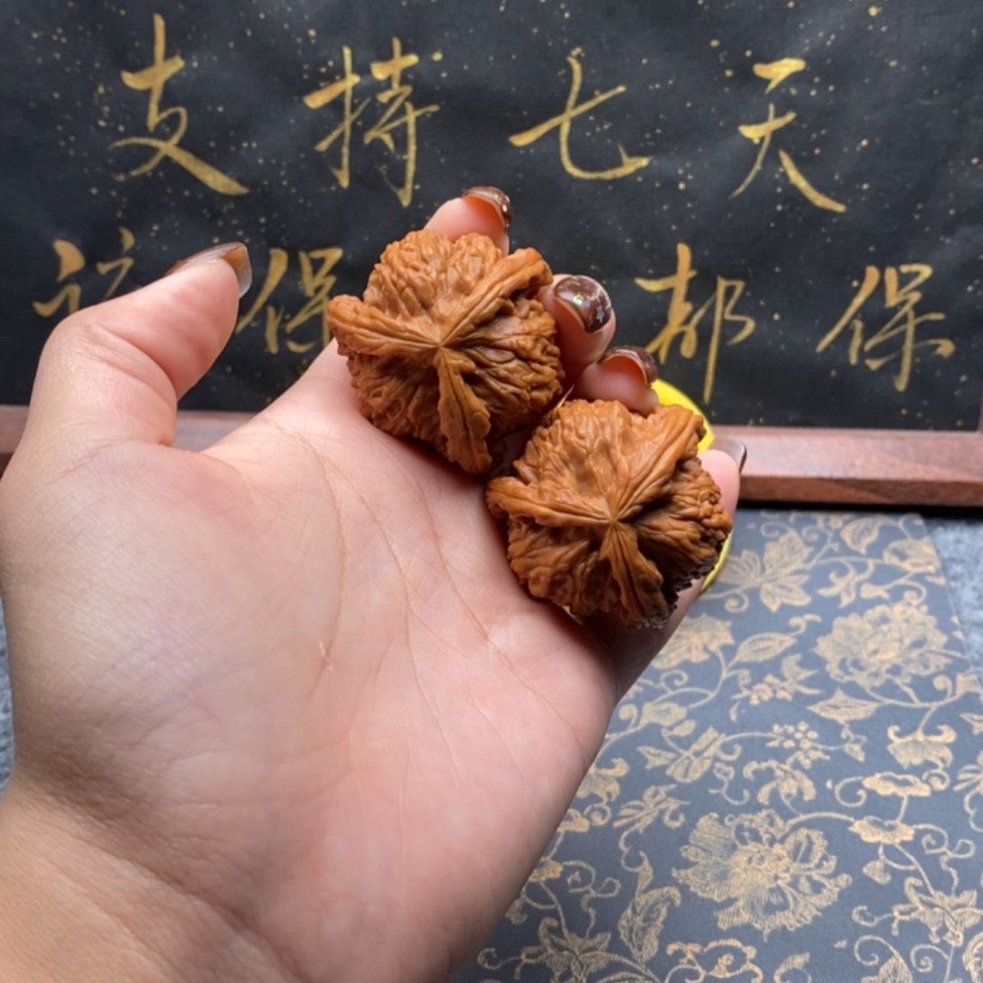 吊坠文玩核桃瑞***铺白狮子