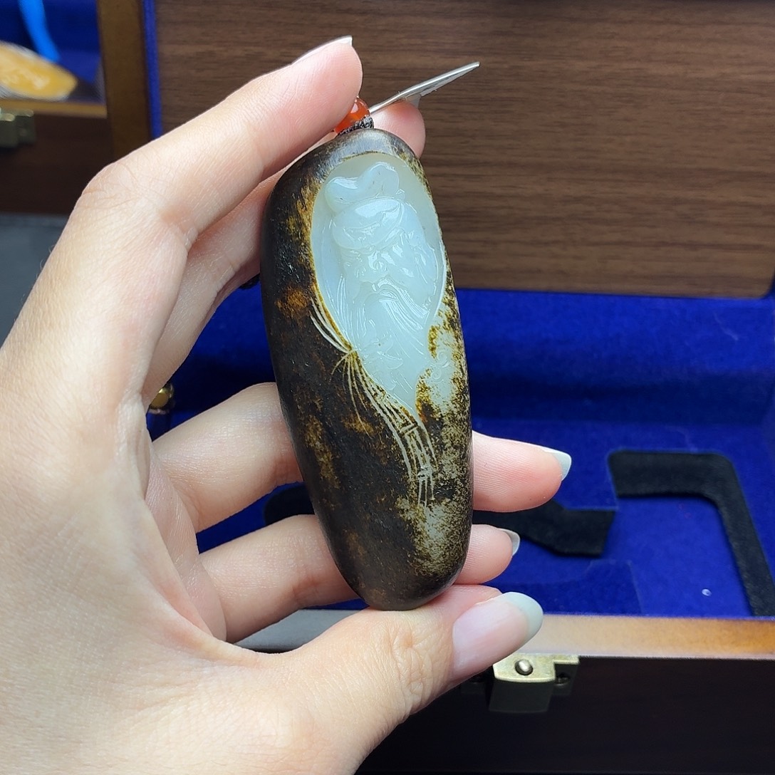 西***湖和田玉未镶嵌颈饰N