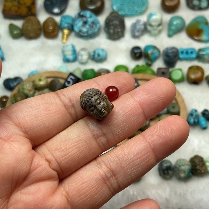 南红玛瑙未镶嵌颈饰