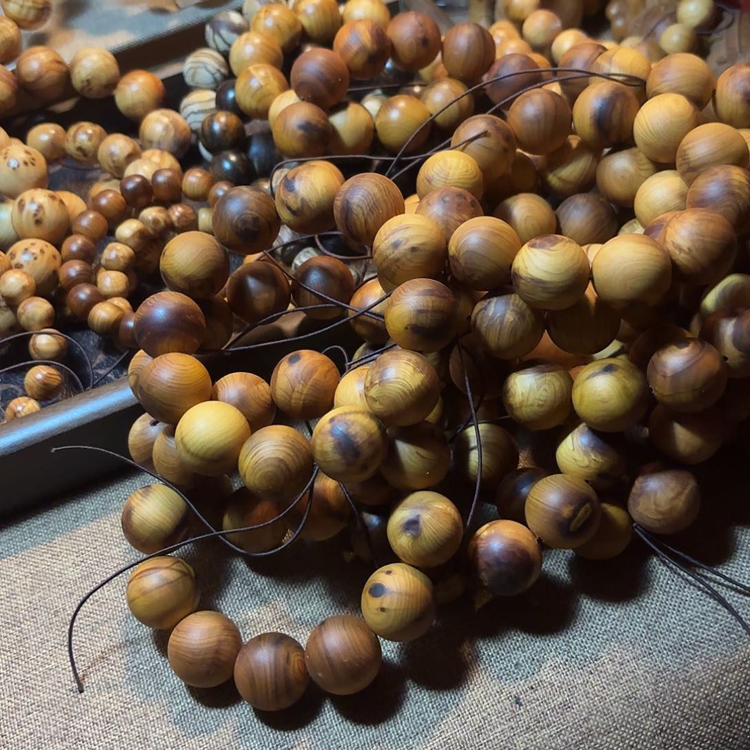 执***ψ柏木（崖柏）城口瑕疵碳化崖柏2.0火焰留疤