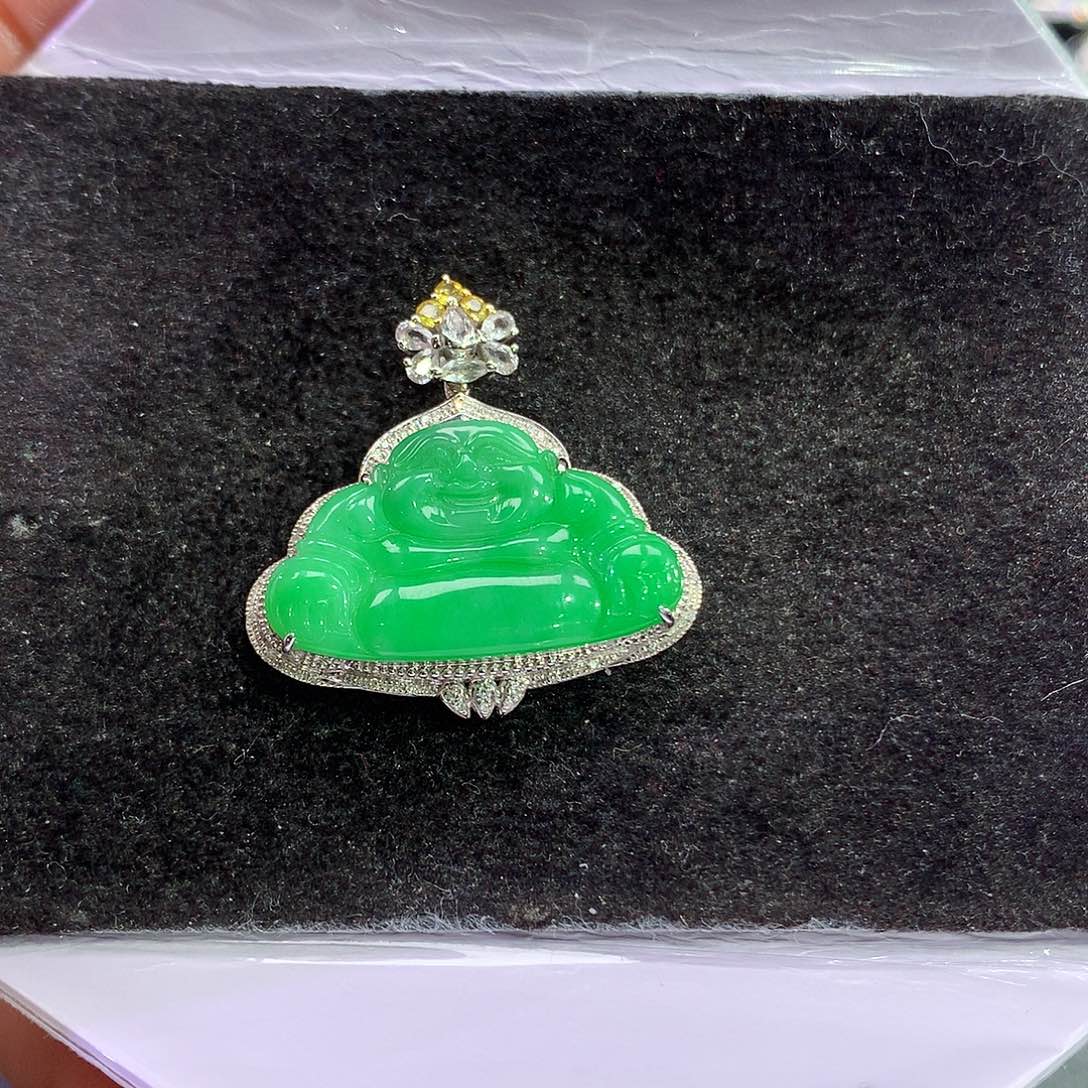 翡翠吊坠(赠链)18K金镶嵌