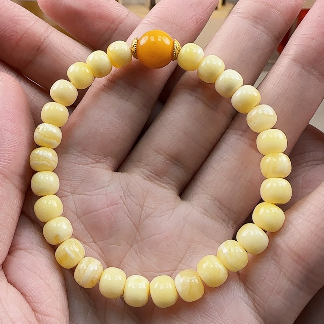 琥珀裸石未镶嵌蜜蜡