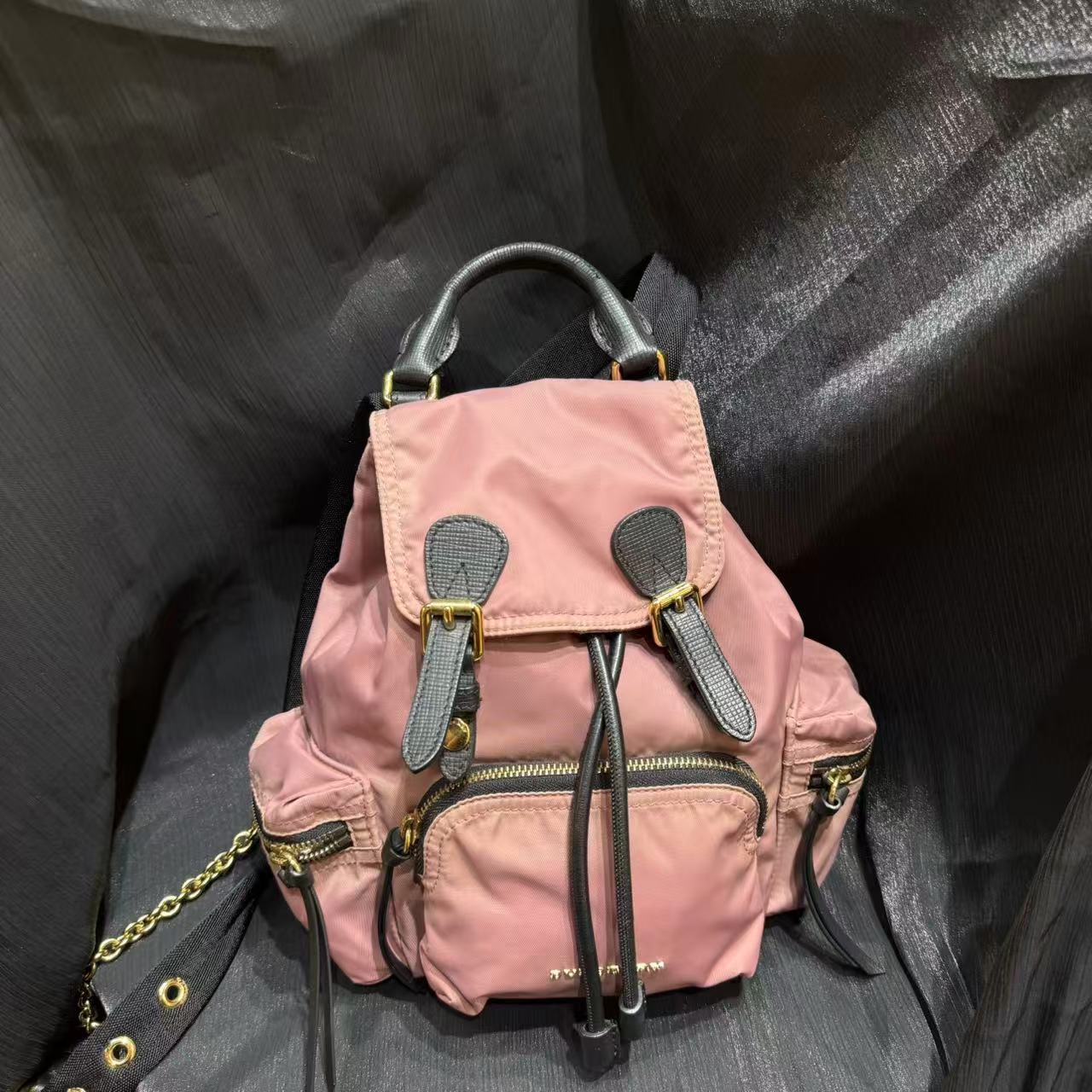 95新 BURBERRY/博柏利 乱乱子中古/女士/双肩包/105229