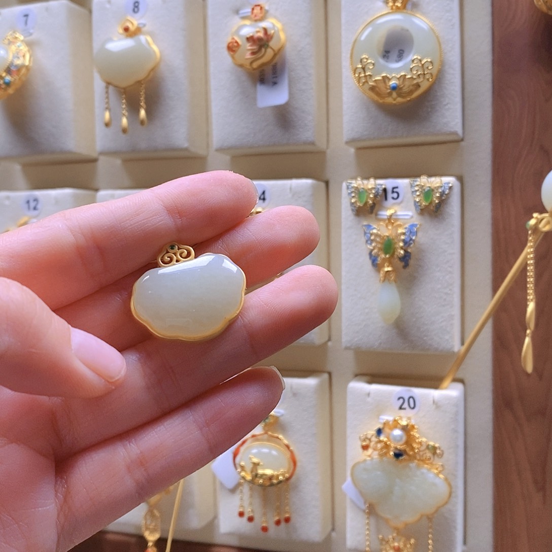 和田玉颈饰银S925镶嵌