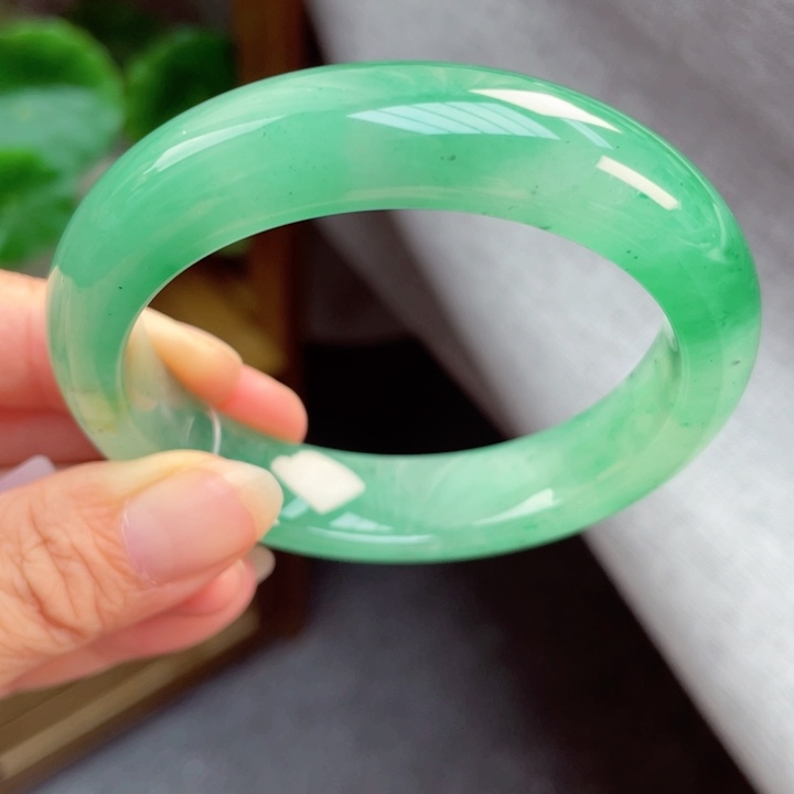 石英质玉手镯未镶嵌55 －56