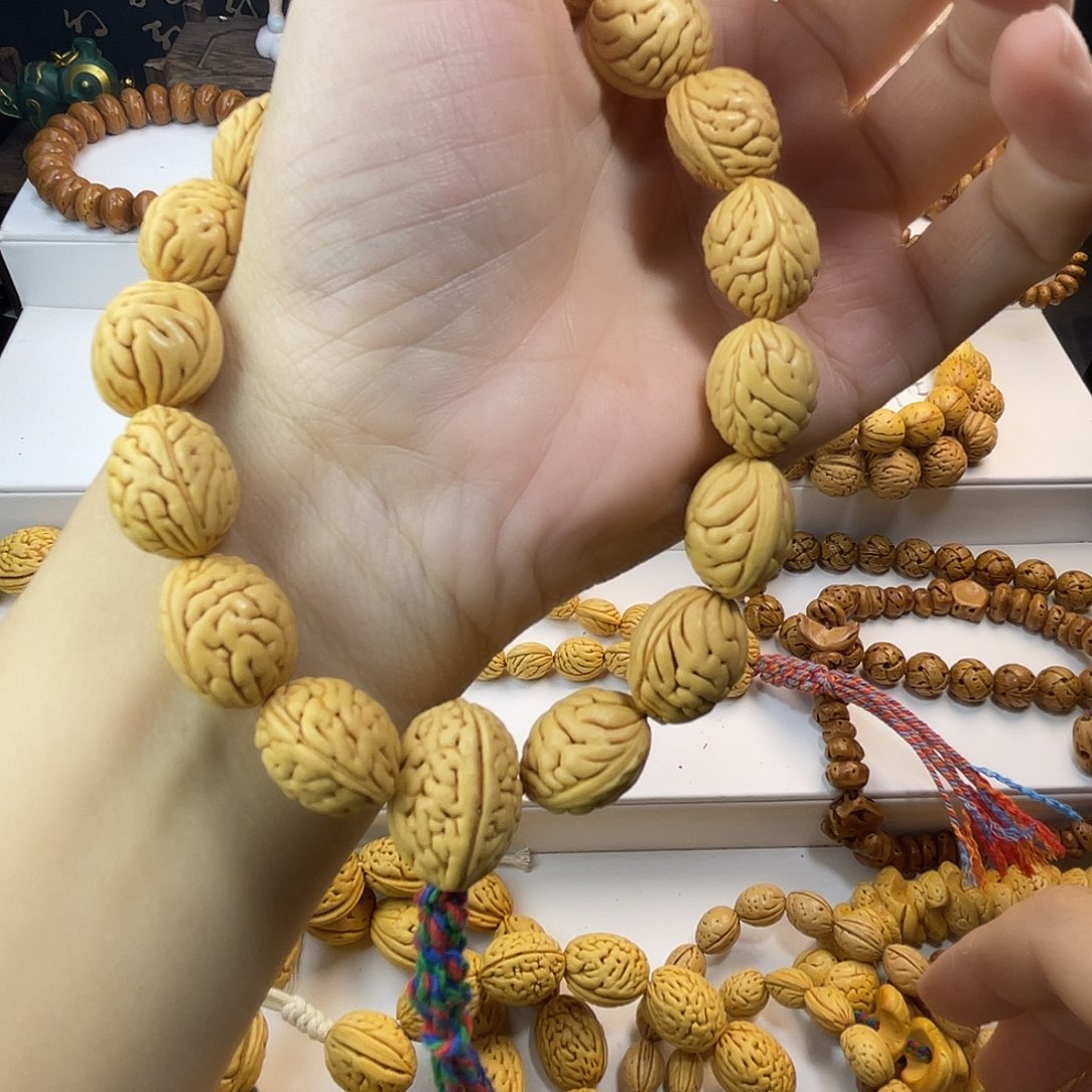 头***了东北脑纹桃核1.3钱袋子