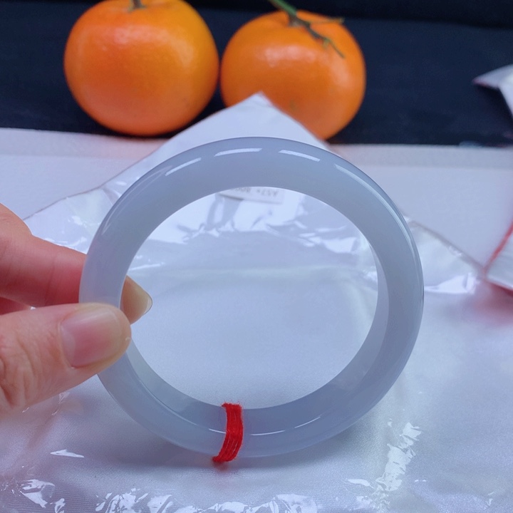 翡翠手镯未镶嵌名****娜5757575845858