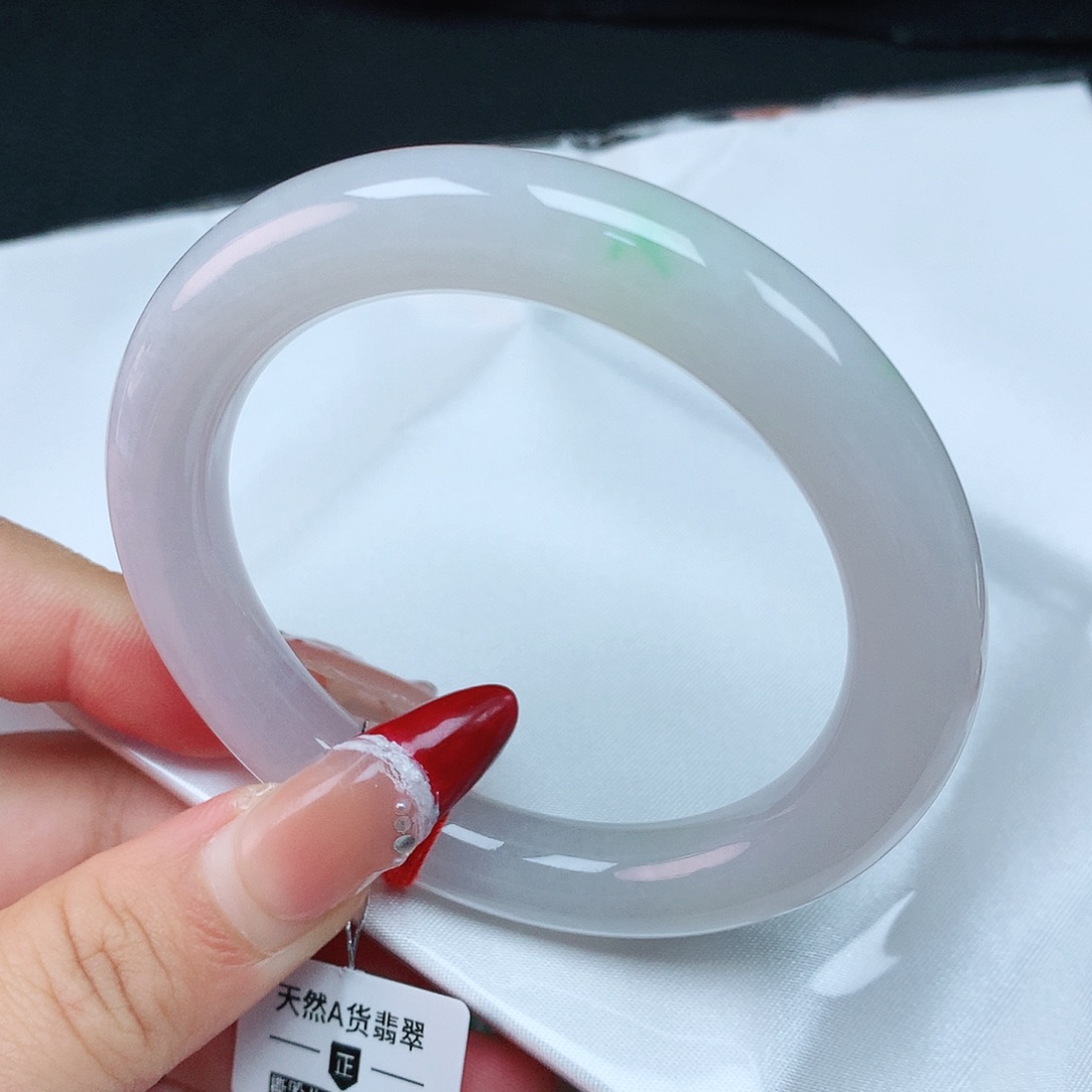翡翠手镯未镶嵌53圈