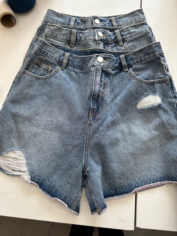 牛仔短裤64腰围小兔子显瘦